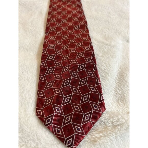 Jos. A. Bank Necktie Men's Geometric Red Silk  3.5 Inches Wide Classic Diamond - Picture 1 of 6